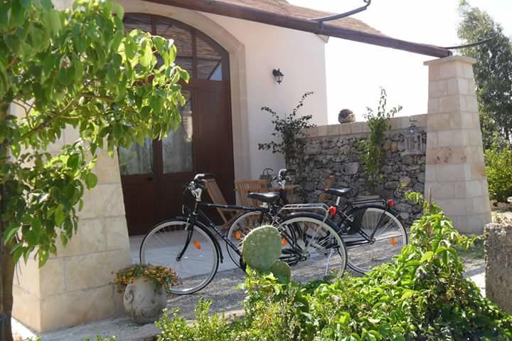 Masseria Sucea มาร์ตาโน ภายนอก รูปภาพ